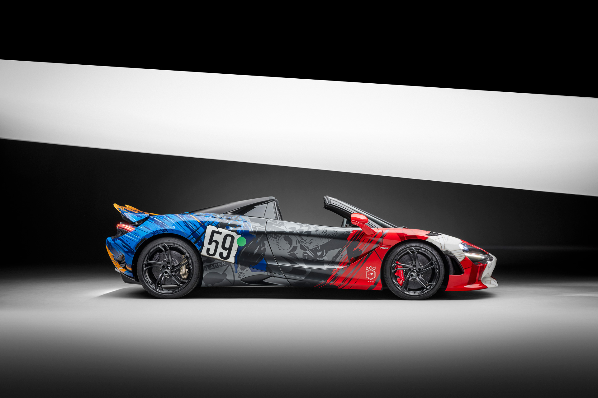 Side view of Mclaren 750S with 3-7-59 theme.